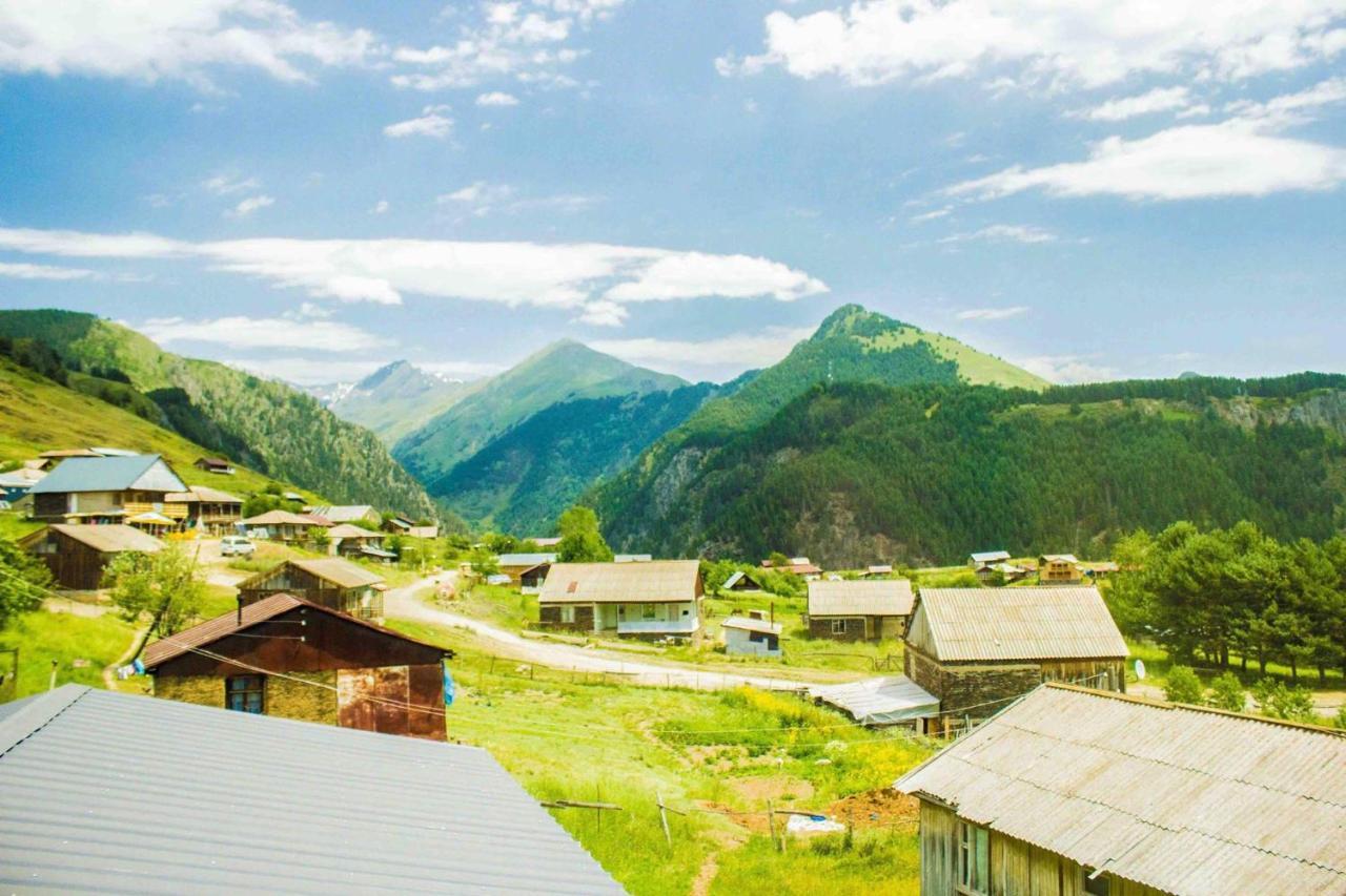 Nadiani Hostel Omalo Zewnętrze zdjęcie